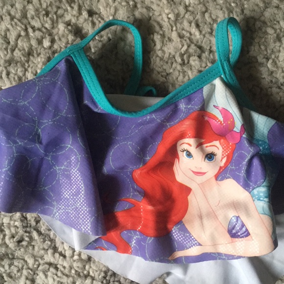 Two piece Little Mermaid swimsuit - Picture 3 of 6